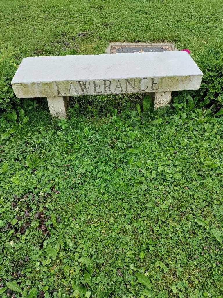 Edward R. Lawrence's grave. Photo 8