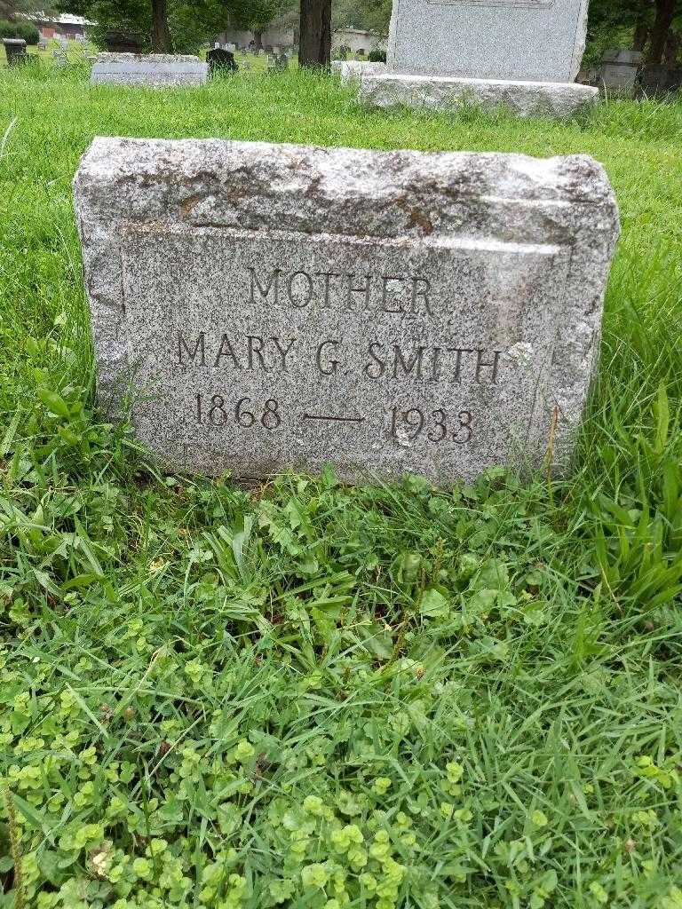 Mary G. Smith's grave. Photo 2