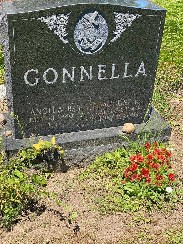 August F. Gonnella's grave. Photo 3
