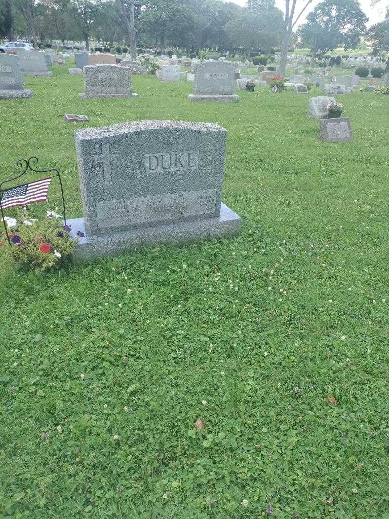 Ronald S. Stonecipher's grave. Photo 1