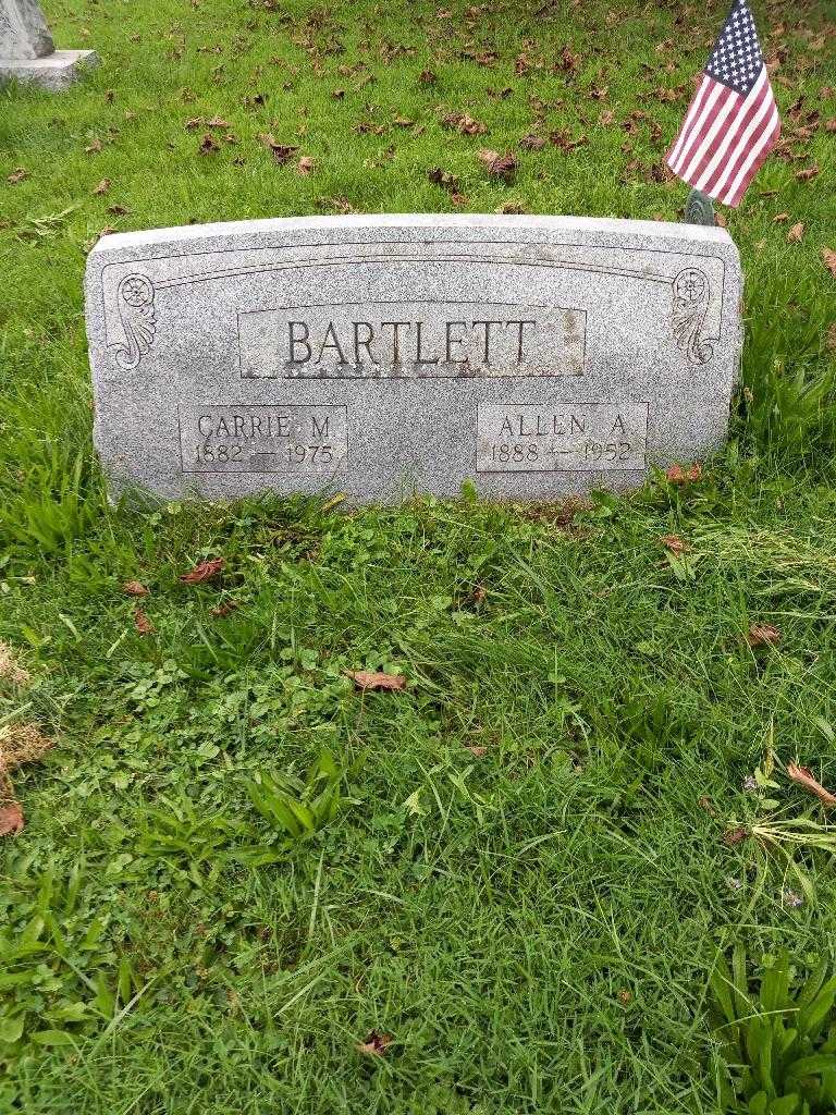 Carrie M. Bartlett's grave. Photo 2