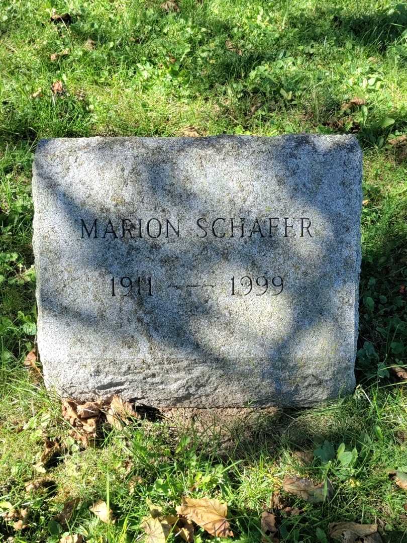 Marion Schafer's grave. Photo 3