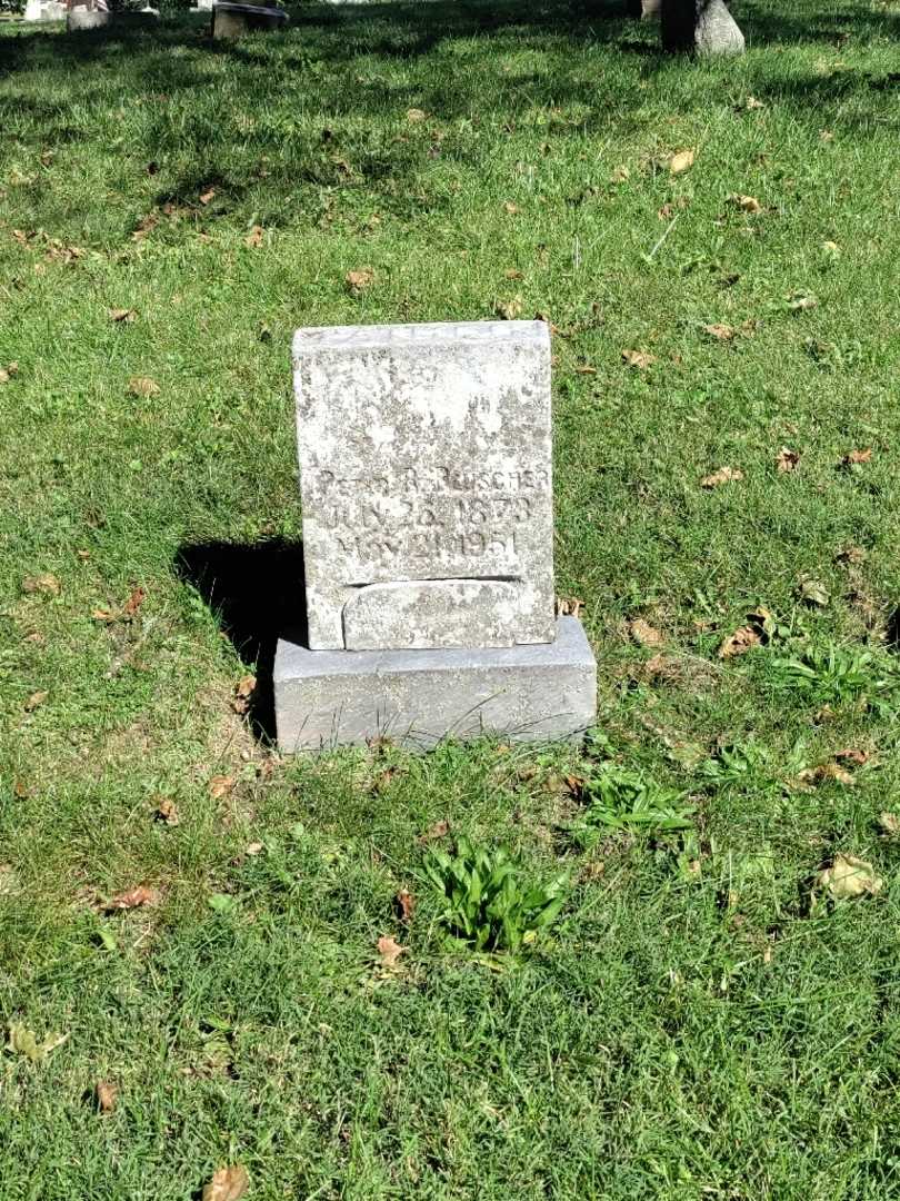 Peter R. Beuscher's grave. Photo 2