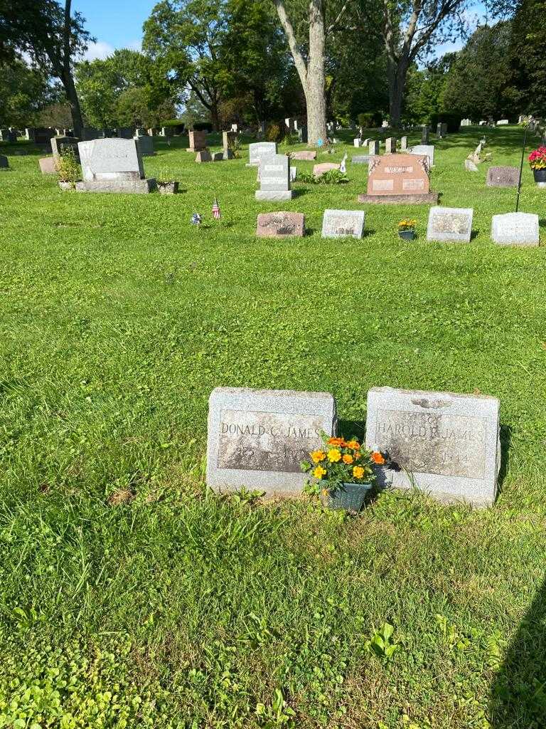 Donald C. James's grave. Photo 2