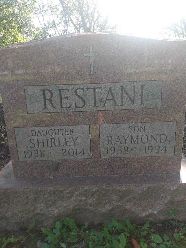Raymond Restani's grave. Photo 3