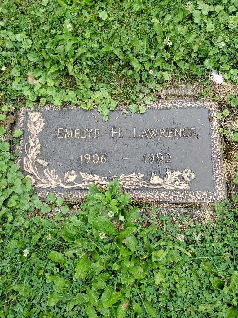 Emelye H. Lawrence's grave. Photo 10