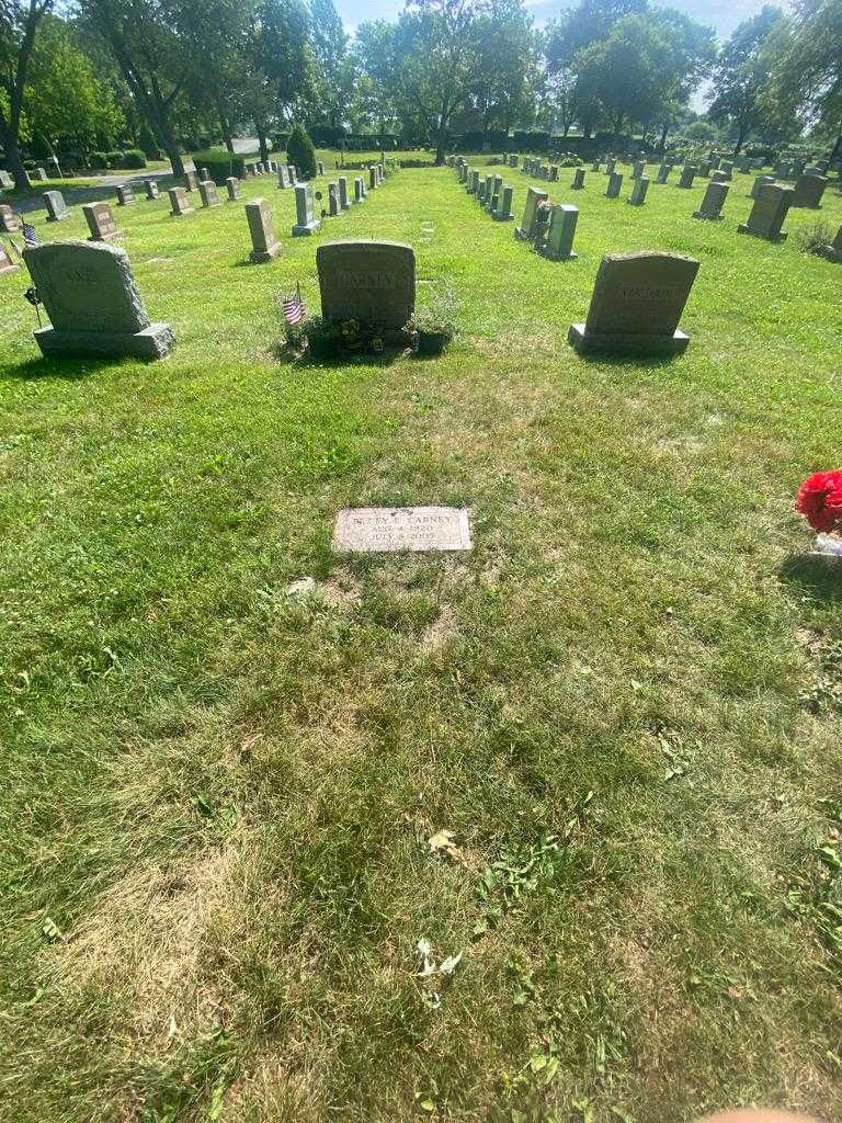 Betty E. Carney's grave. Photo 1