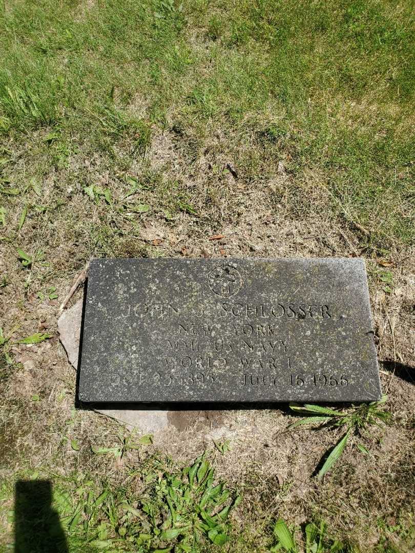 John J. Schlosser's grave. Photo 3