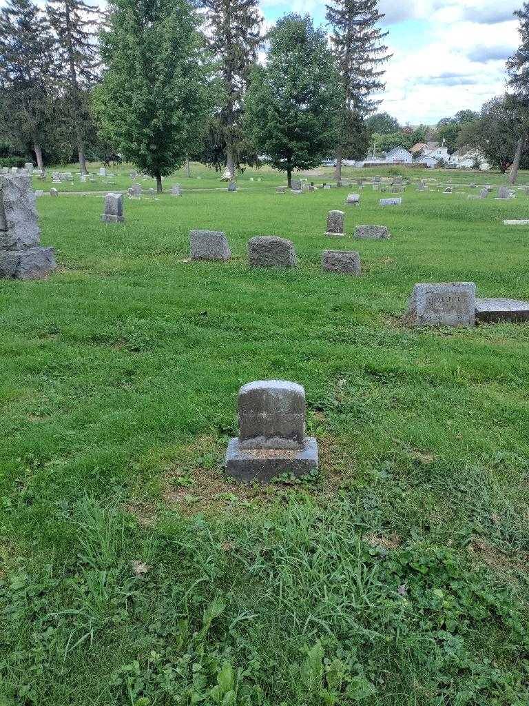 Richard P. Land's grave. Photo 1