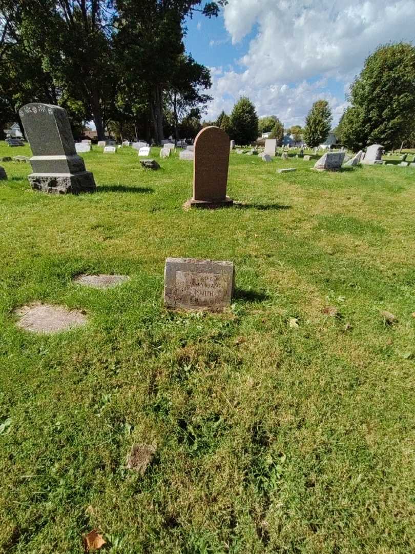 Mary Jane Smith's grave. Photo 1