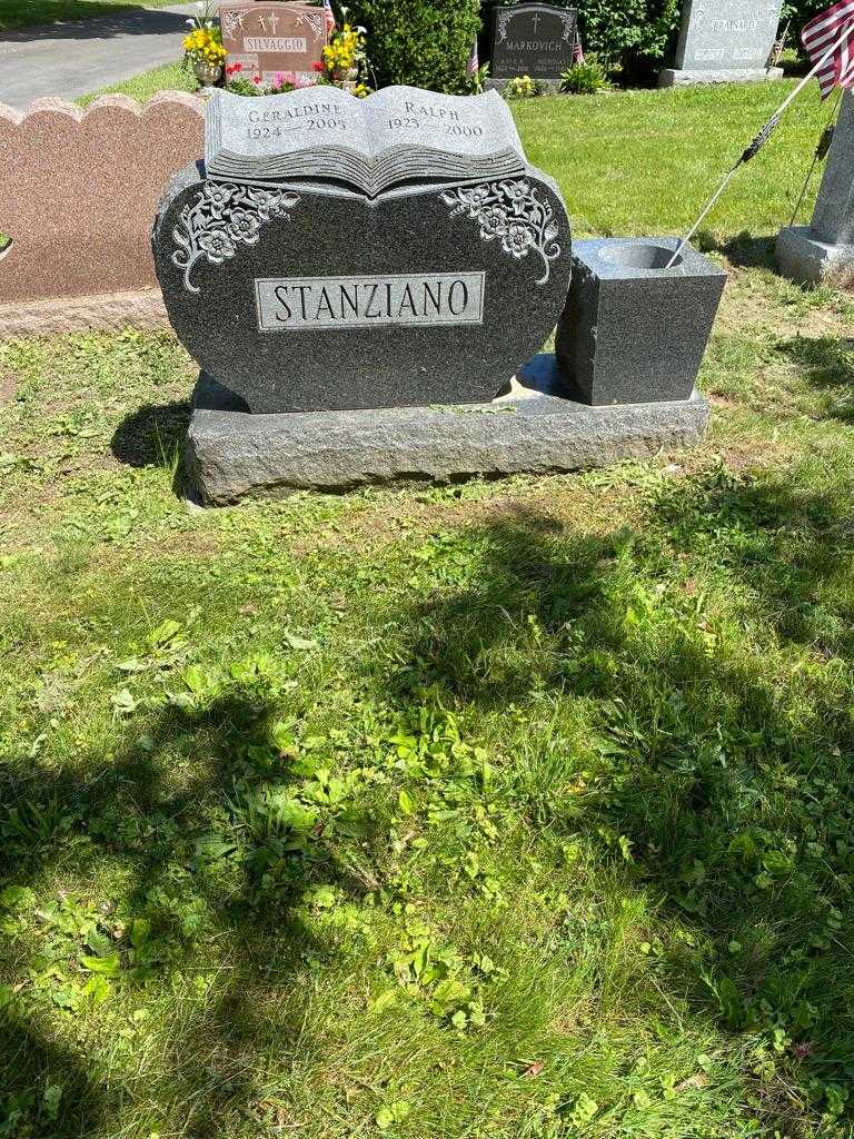 Ralph Stanziano's grave. Photo 2