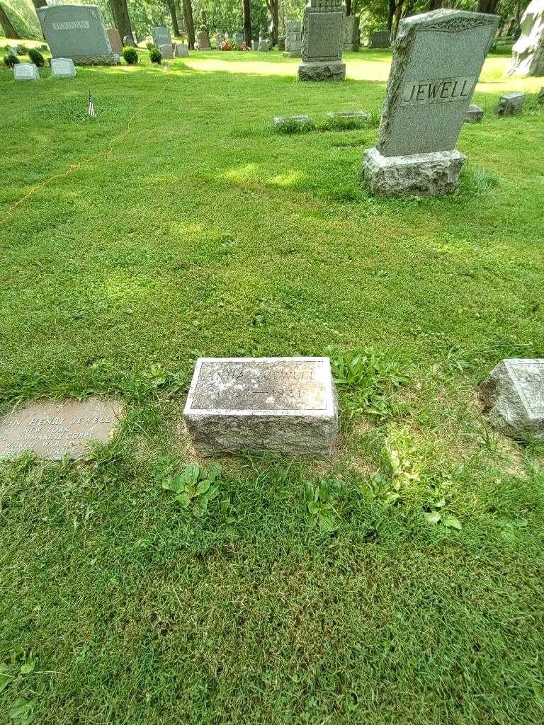 Anna L. Jewell's grave. Photo 1