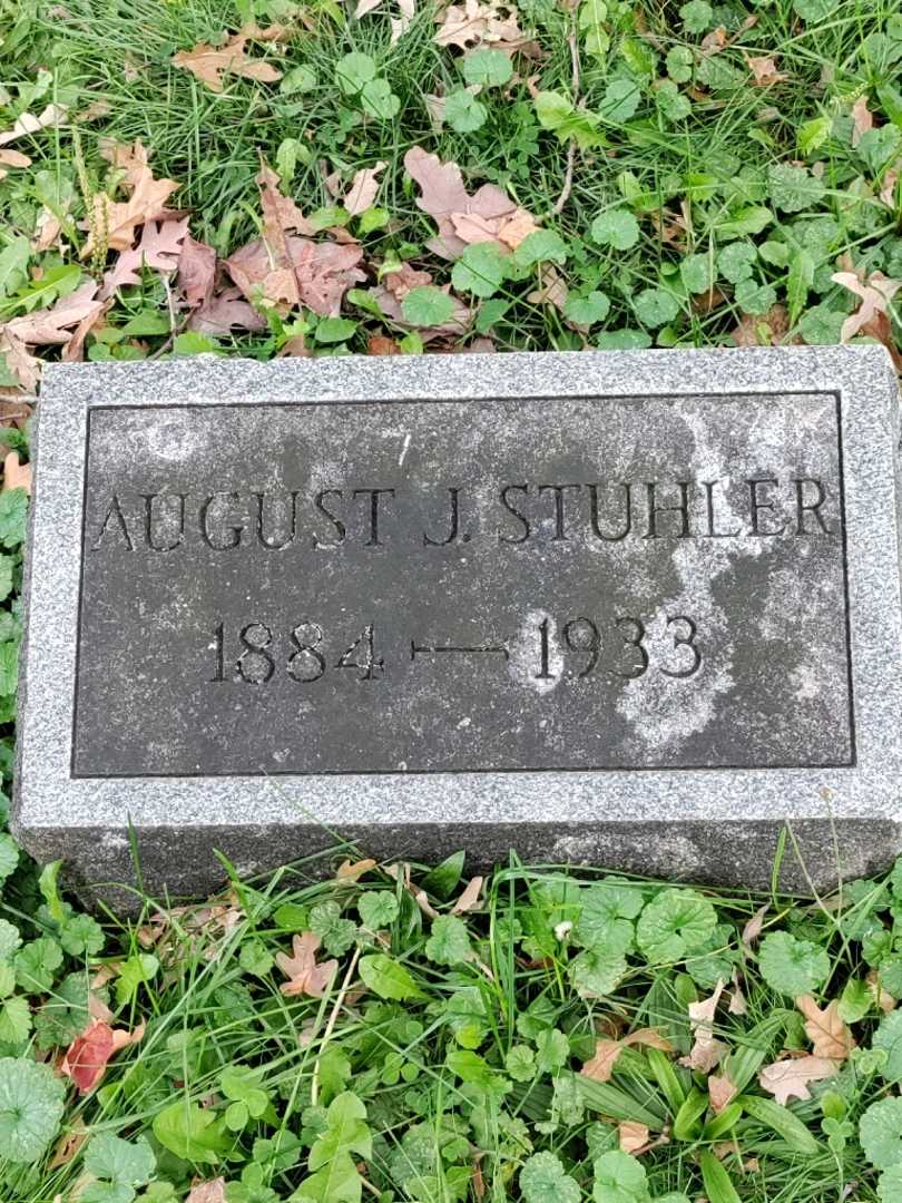 August J. Stuhler's grave. Photo 3
