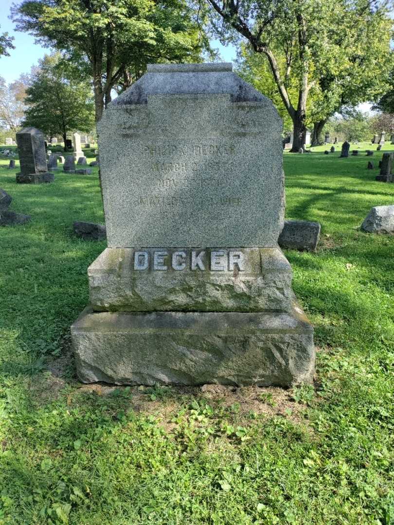 Philip J. Decker's grave. Photo 2