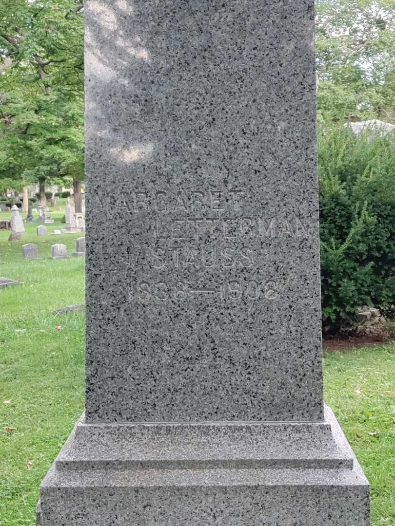 Margaret Letterman Stauss's grave. Photo 3