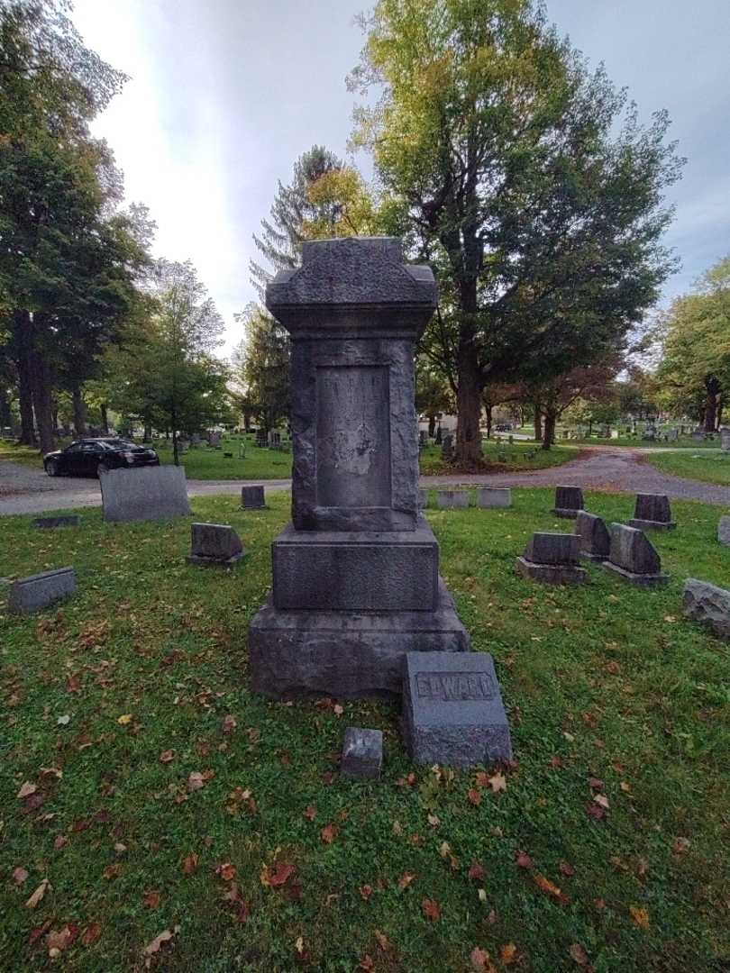 Henry D. Woese's grave. Photo 2