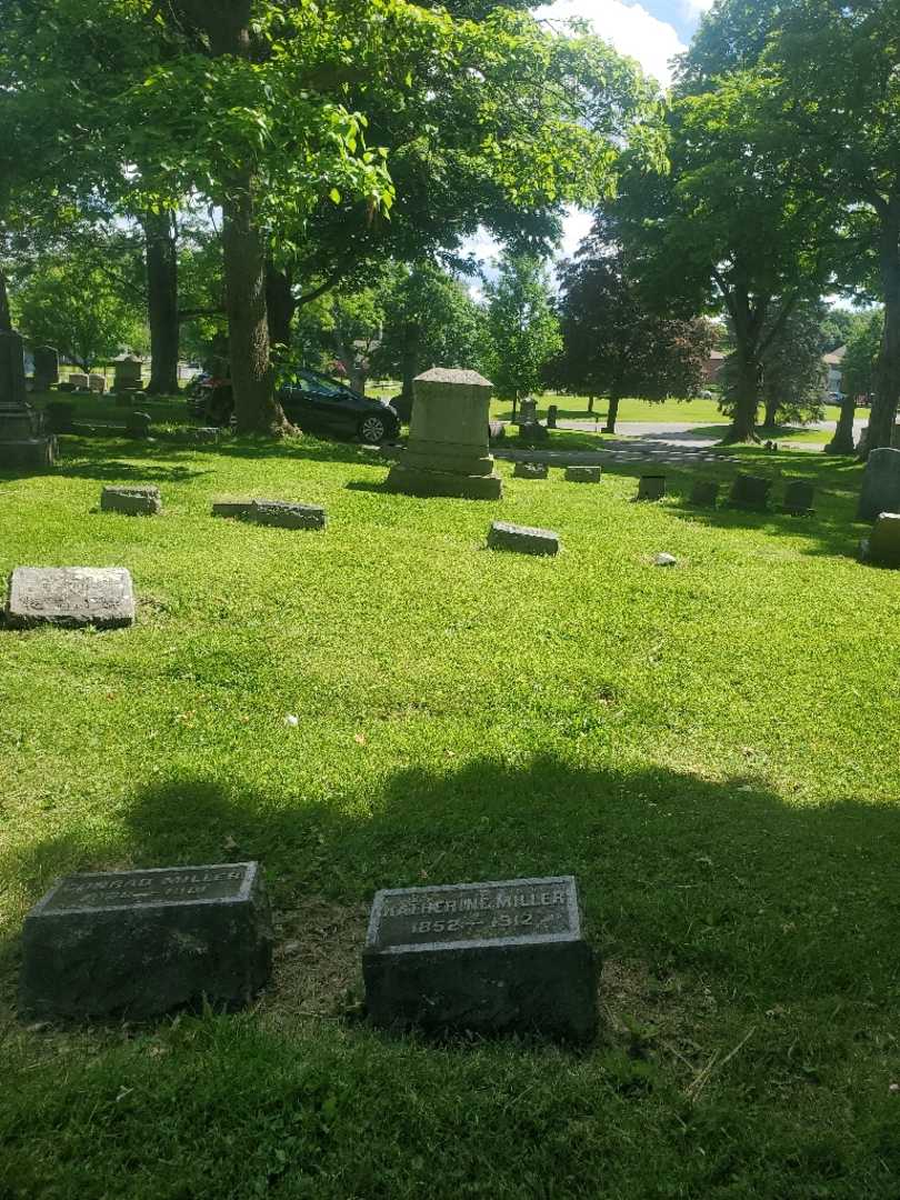 Katherine Miller's grave. Photo 2
