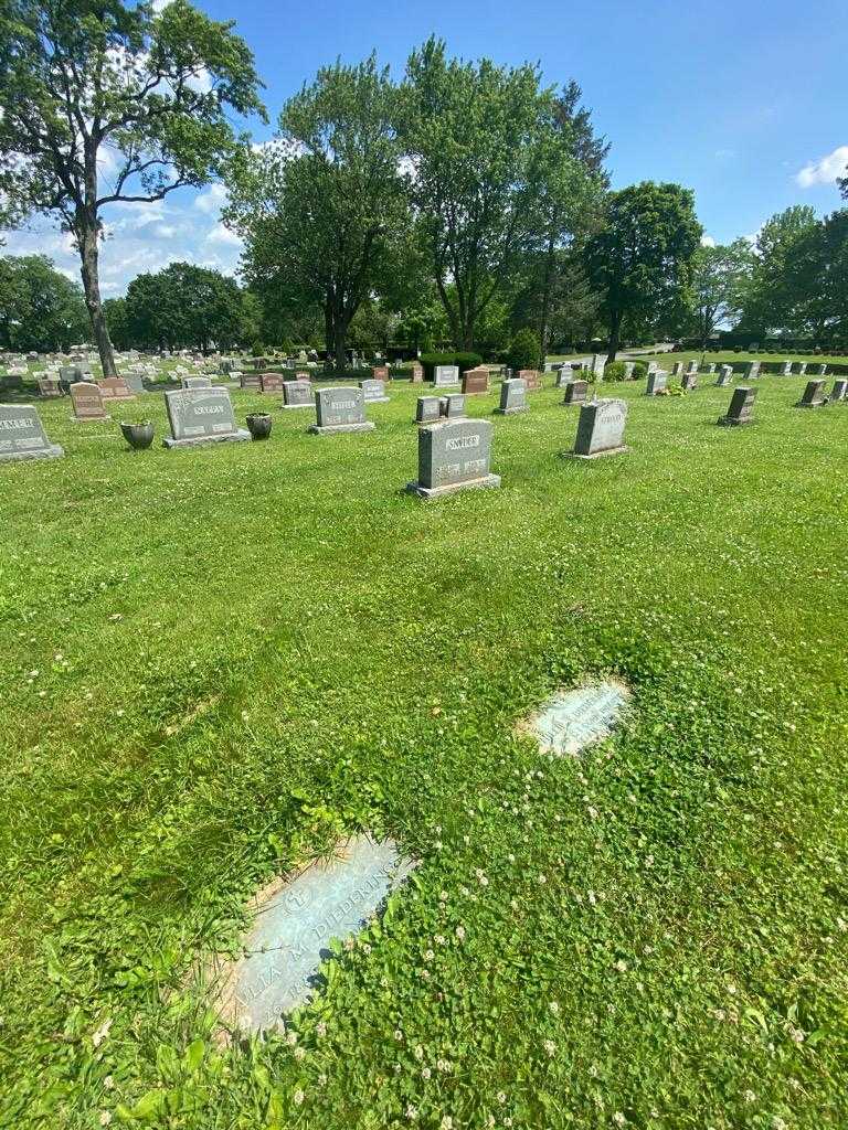 Julia M. Diedering's grave. Photo 1