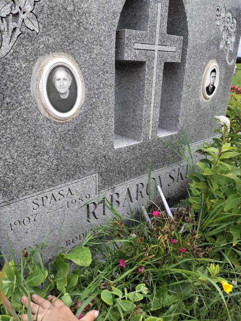 Spasa Ribarovski's grave. Photo 3