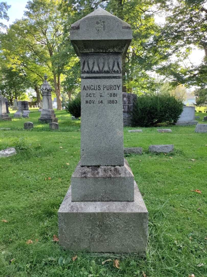 Angus Purdy's grave. Photo 2