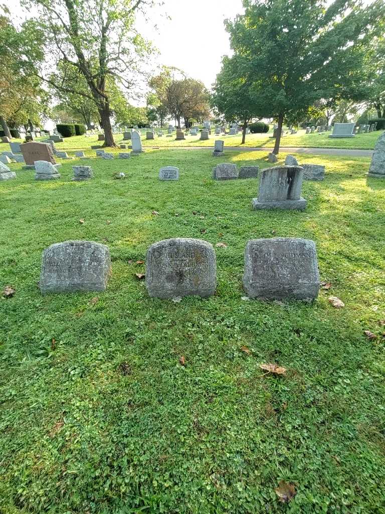 Frank B. Lattimer's grave. Photo 1