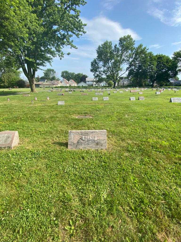 June A. Reese's grave. Photo 1