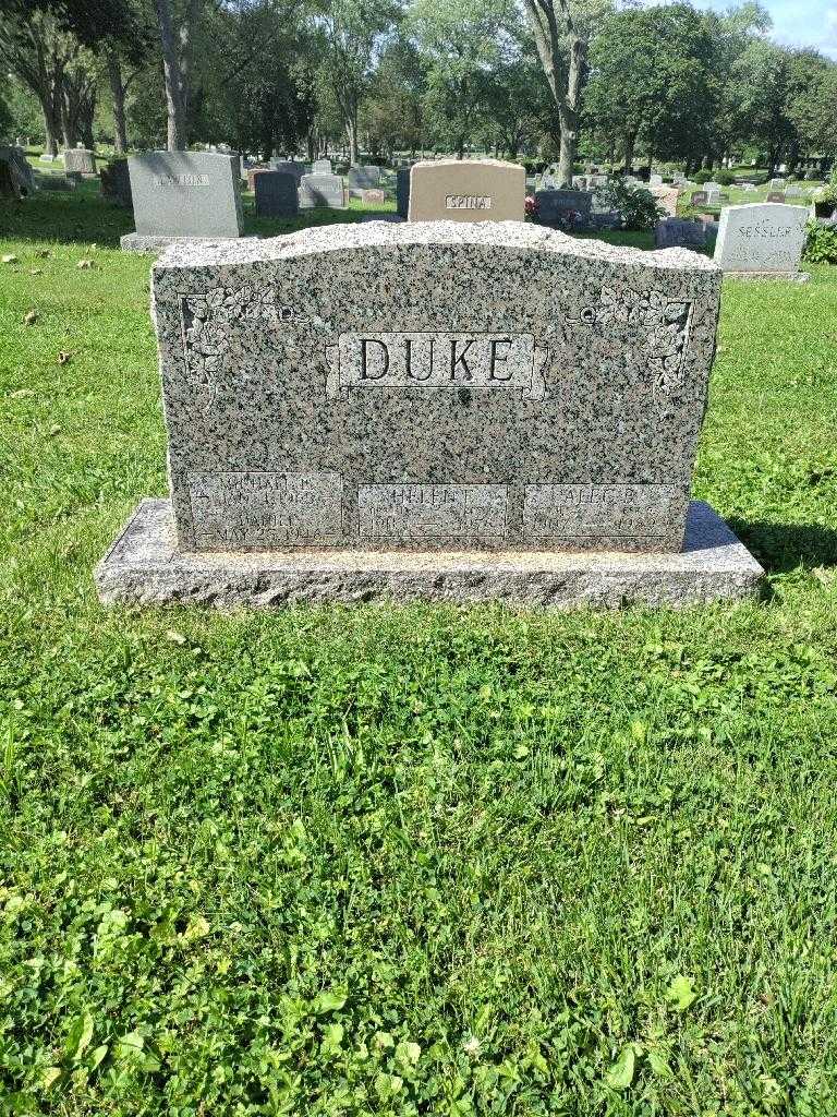 Helen F. Duke's grave. Photo 2