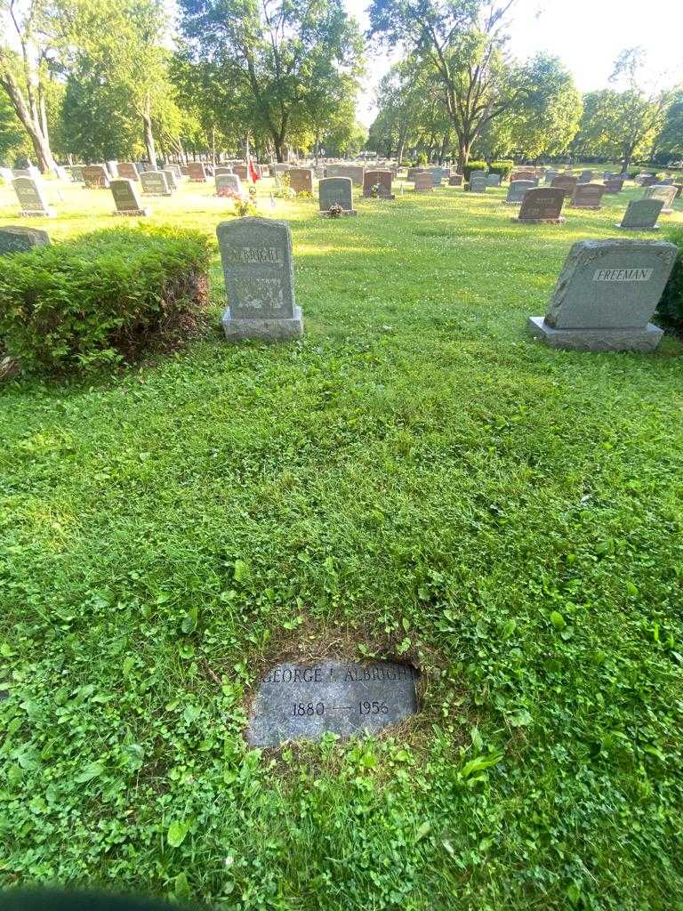 George I. Albright's grave. Photo 1