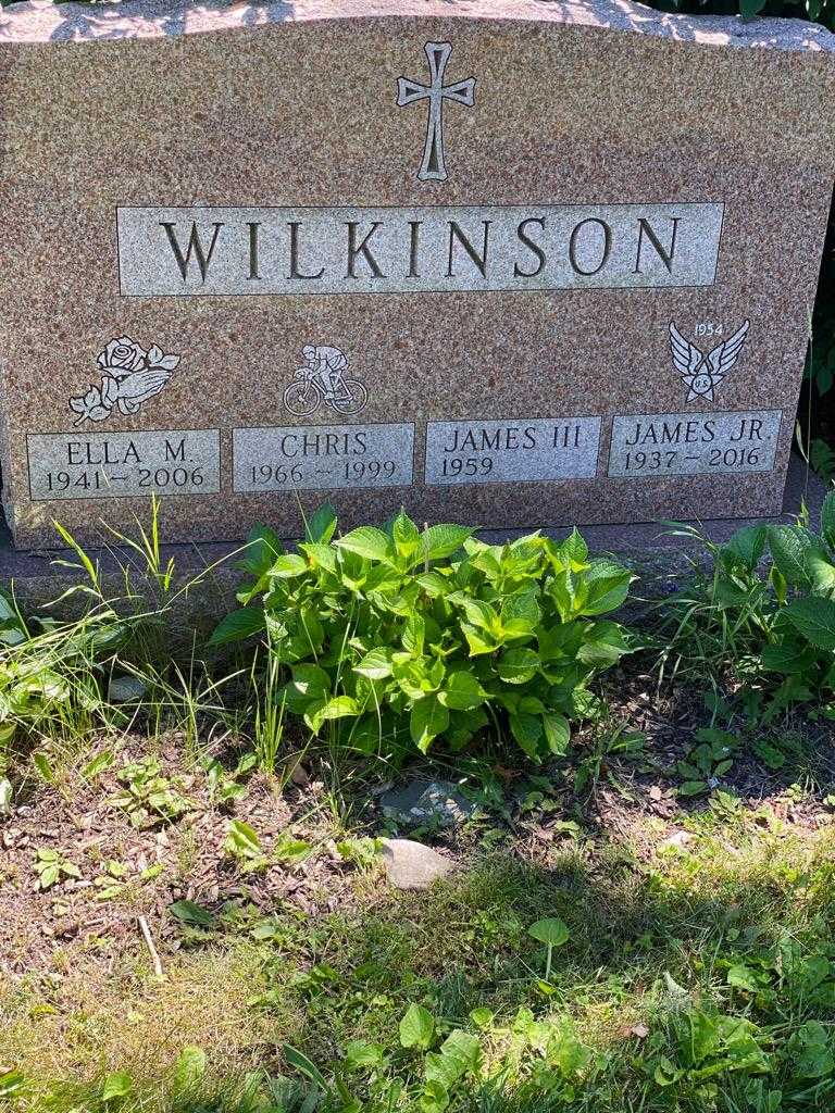 Chris Wilkinson's grave. Photo 3