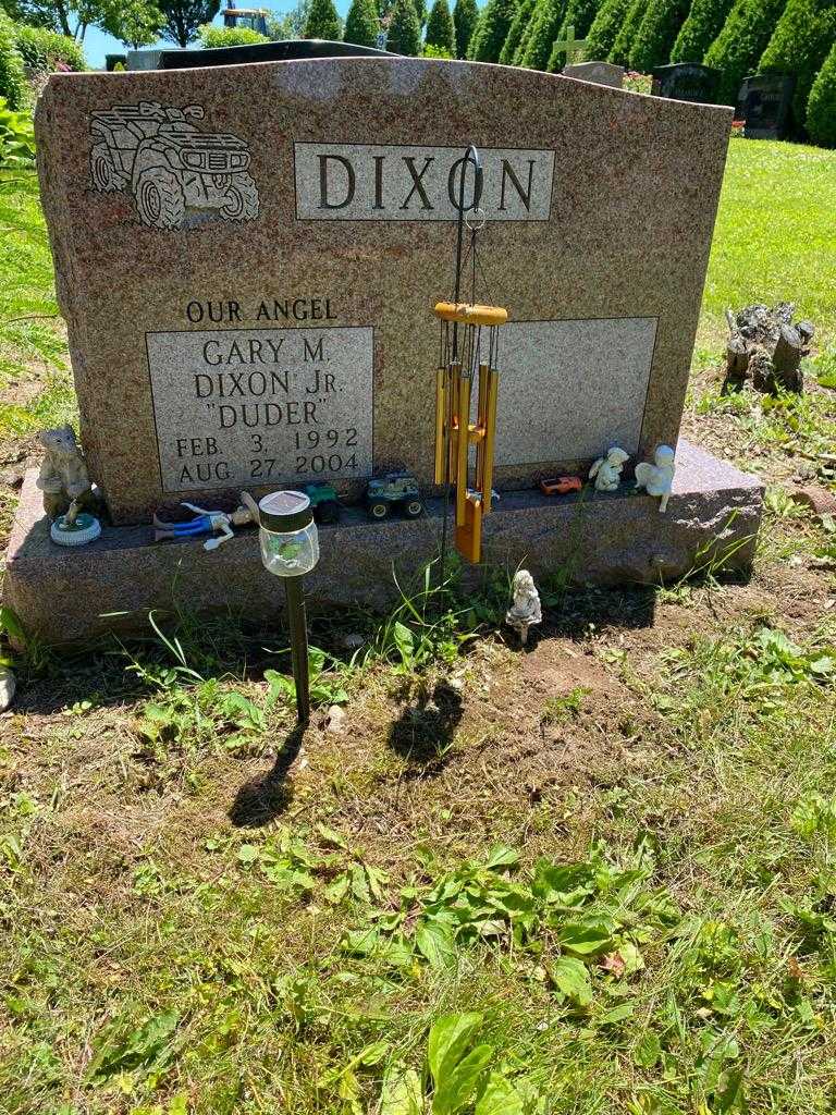 Gary M. "Duder" Dixon Junior's grave. Photo 2