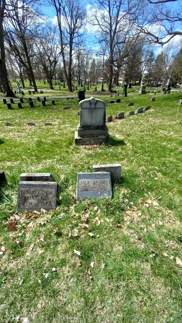 Jack D. Massey's grave. Photo 2
