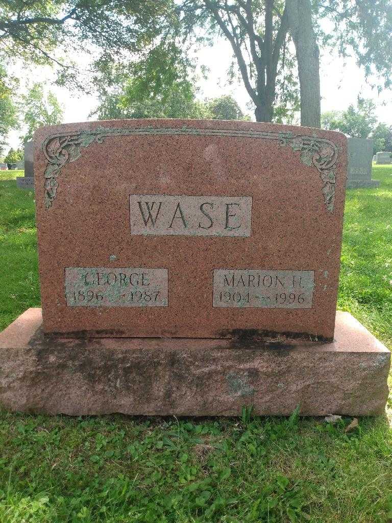 Marion H. Wase's grave. Photo 2