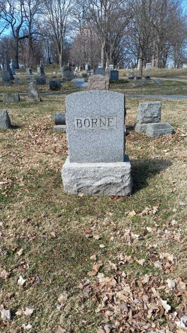 Elizabeth K. Borne's grave. Photo 5