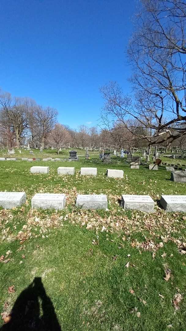 Mary Anne Reid's grave. Photo 1