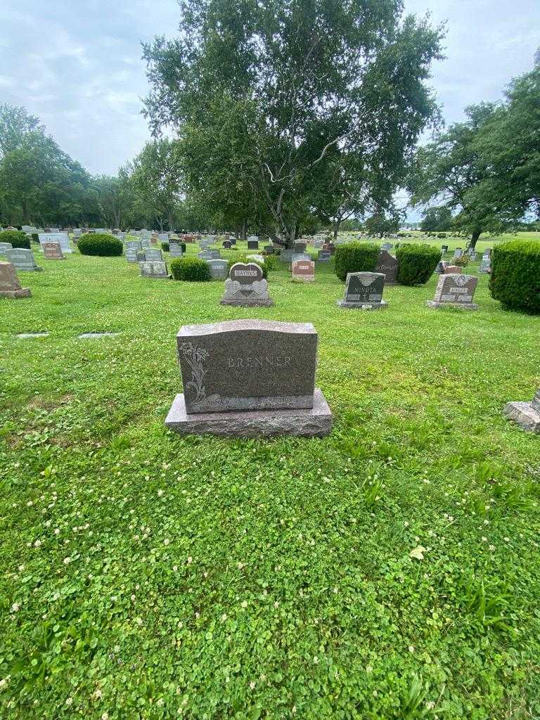 Anna B. Brenner's grave. Photo 1