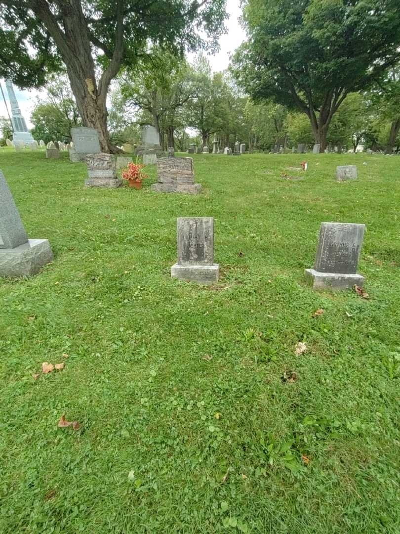 William H. Fichter's grave. Photo 1