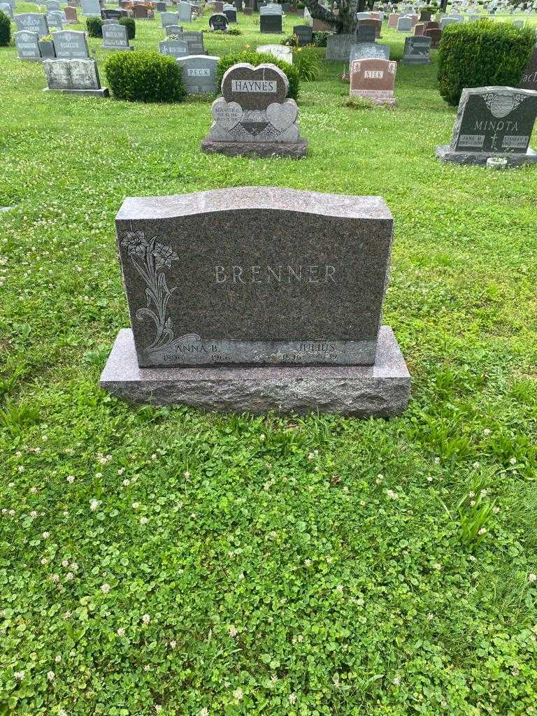 Anna B. Brenner's grave. Photo 2