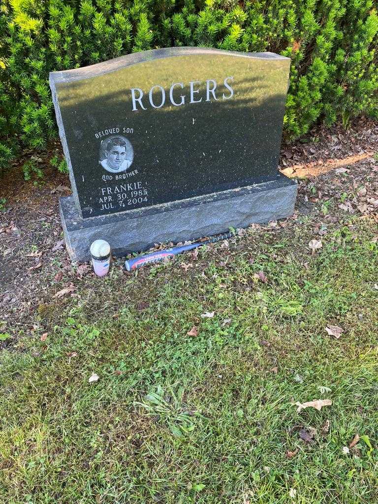 Frankie Rogers's grave. Photo 2