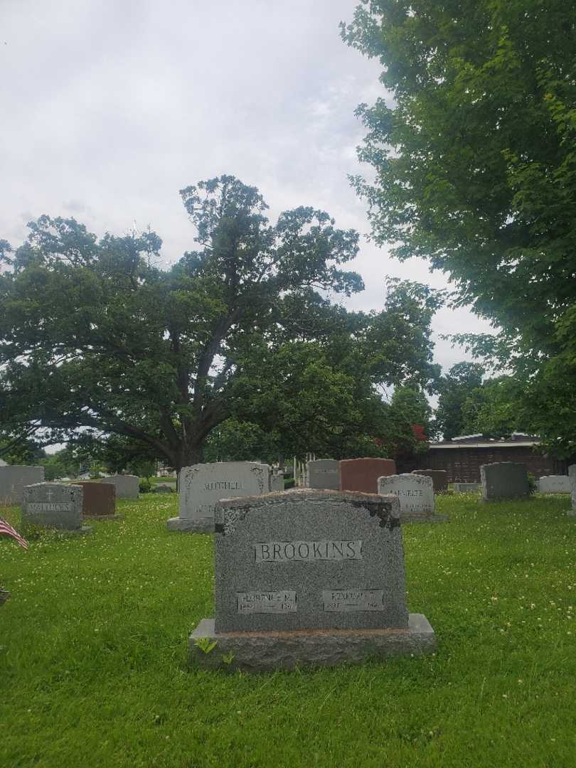 Rexford F. Brookins's grave. Photo 2