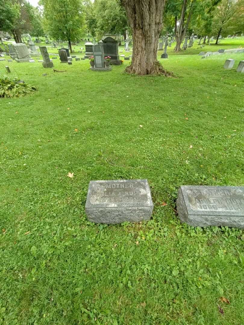 Julia A. Rupp's grave. Photo 1