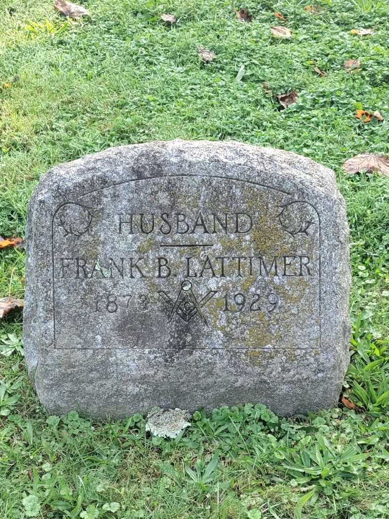 Frank B. Lattimer's grave. Photo 3