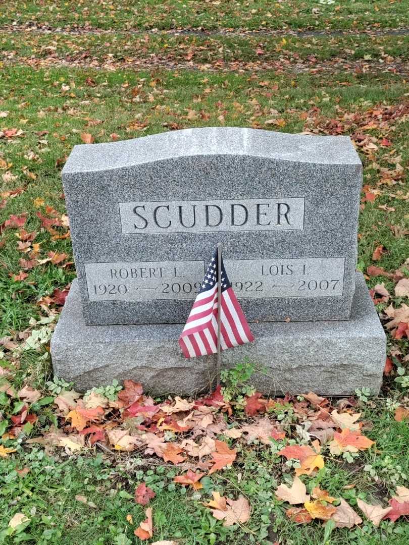 Robert L. Scudder's grave. Photo 3