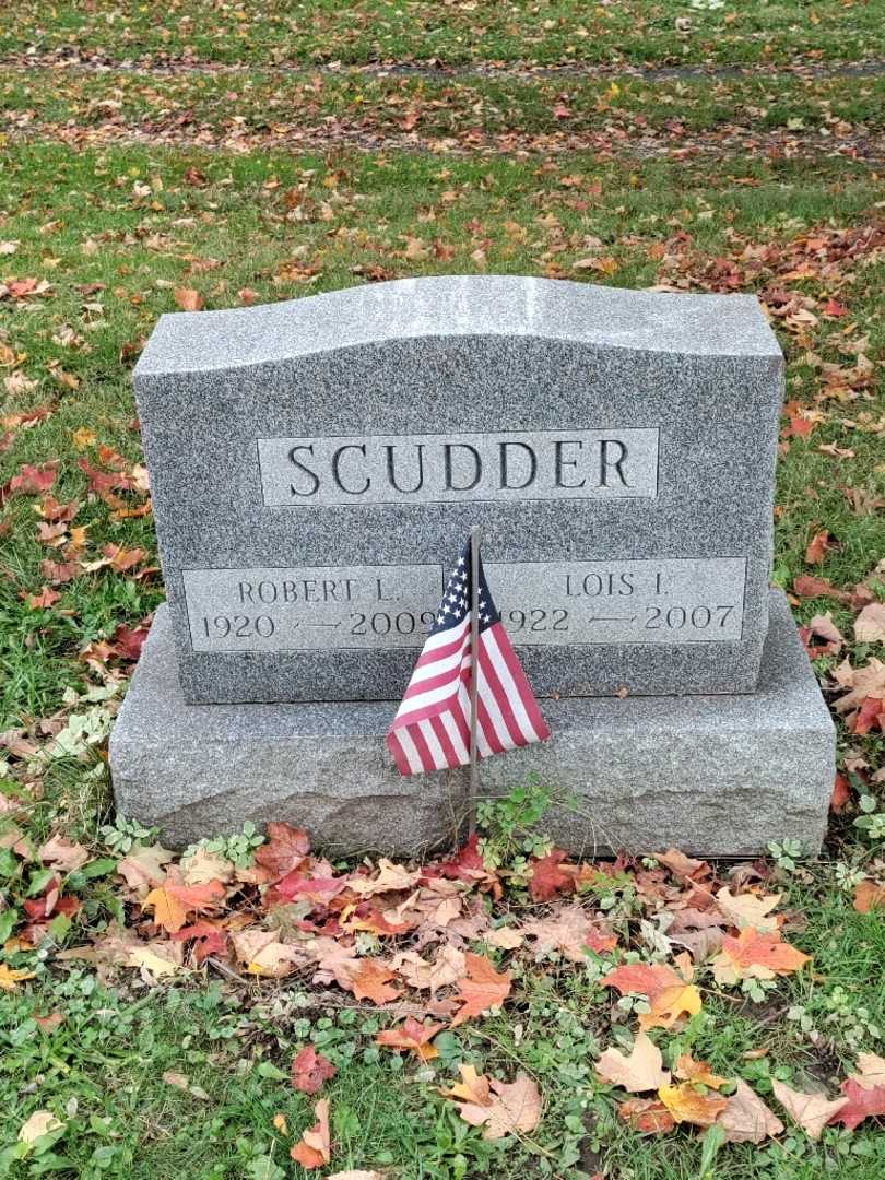 Lois I. Scudder's grave. Photo 3