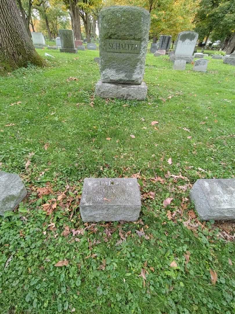 John J. Schaefer's grave. Photo 1