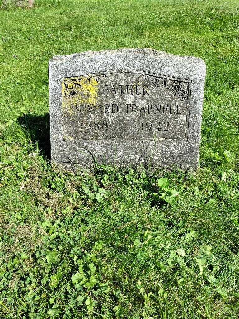 Howard Trapnell's grave. Photo 2