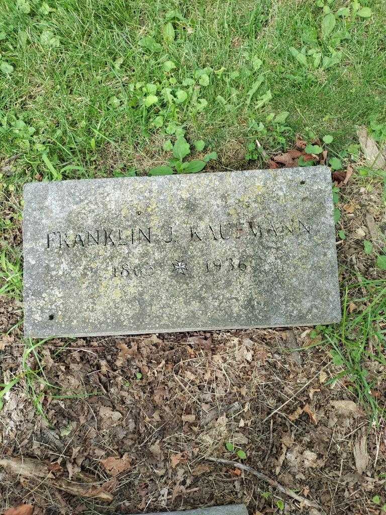 Franklin J. Kaufmann's grave. Photo 2
