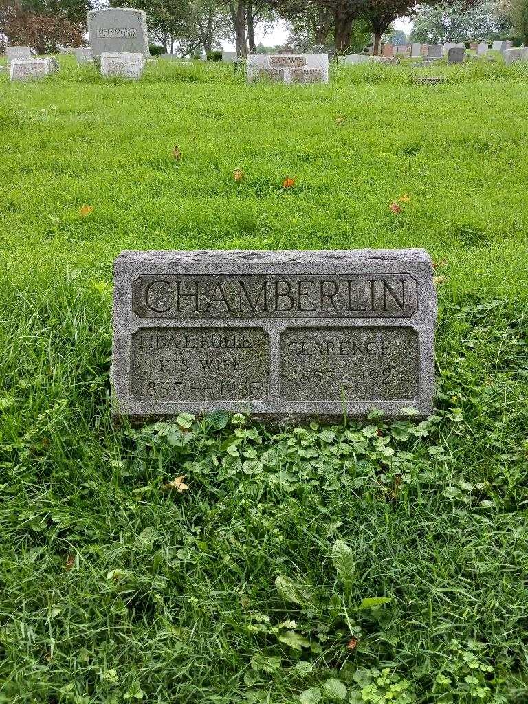 Lida E. Fuller Chamberlin's grave. Photo 3