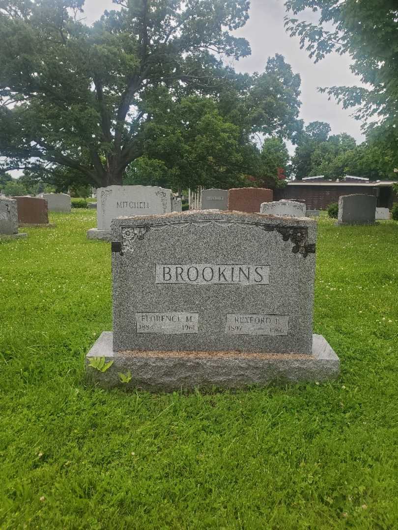 Rexford F. Brookins's grave. Photo 3