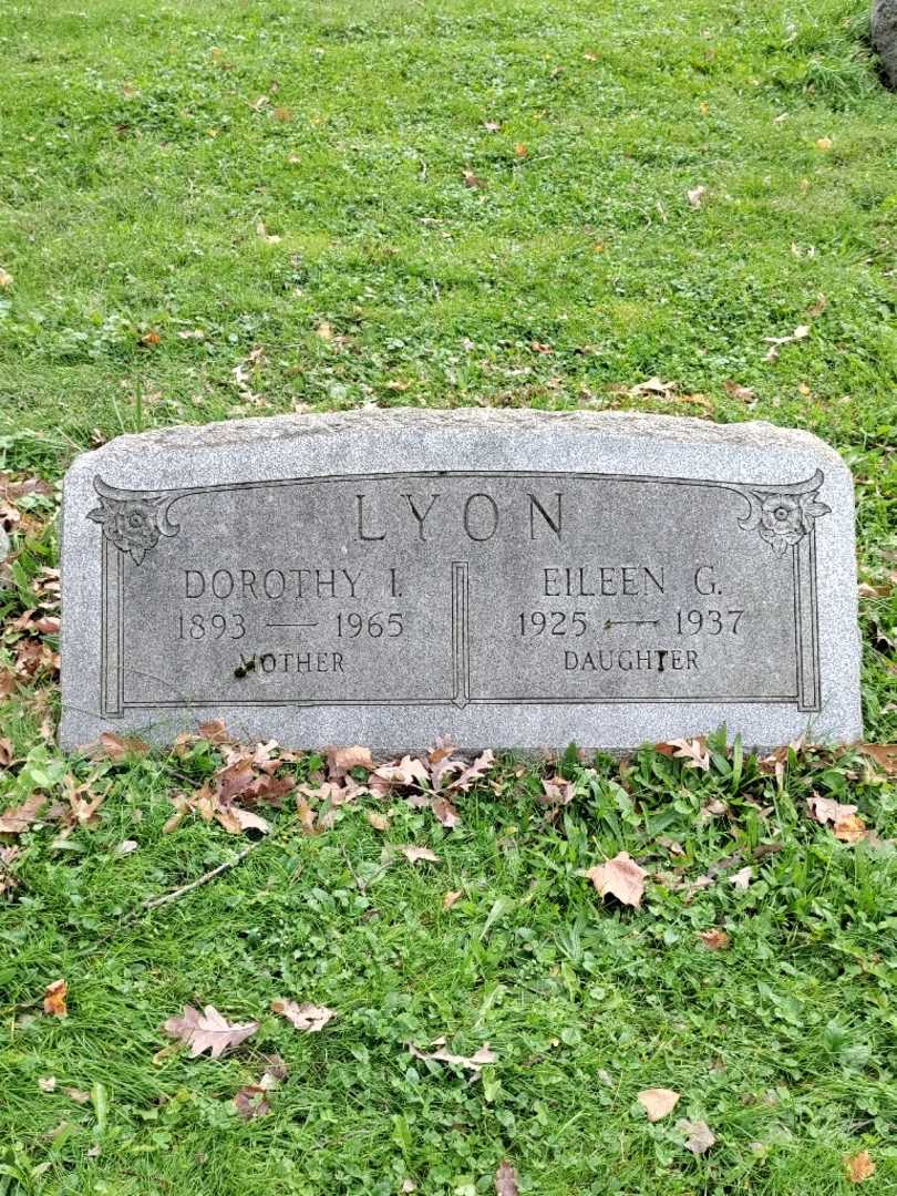 Dorothy I. Keller Lyon's grave. Photo 2