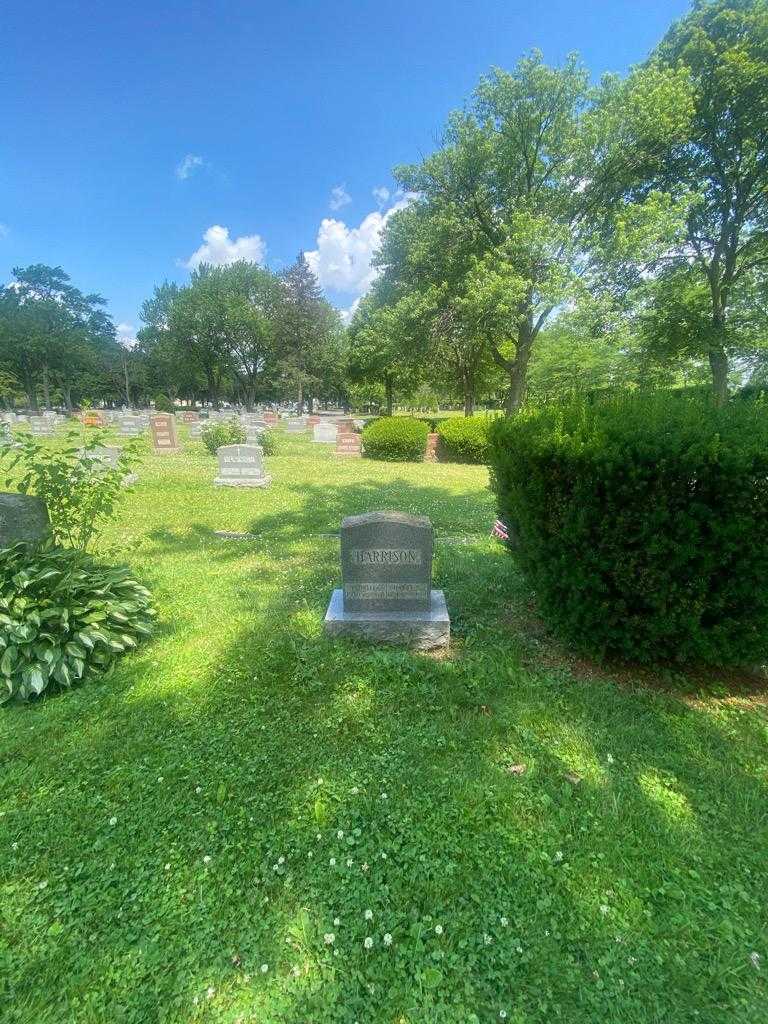 Florella Harrison's grave. Photo 1